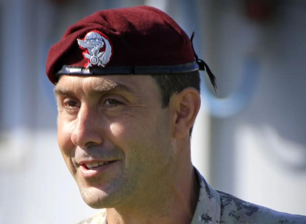 Roberto Vannacci já liderou um corpo de paraquedistas de elite