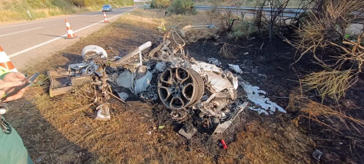 O acidente ocorreu ao quilómetro 65 da autoestrada 52, junto ao município de Palacios de Sanabria