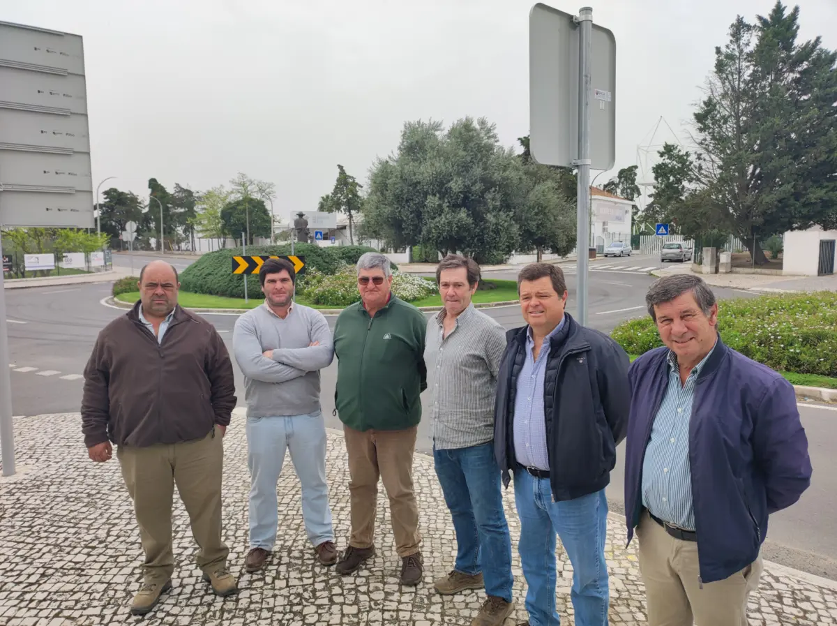 Imagem de contexto do artigo Agricultores revoltados por terem sido constituídos arguidos após bloqueio de estrada