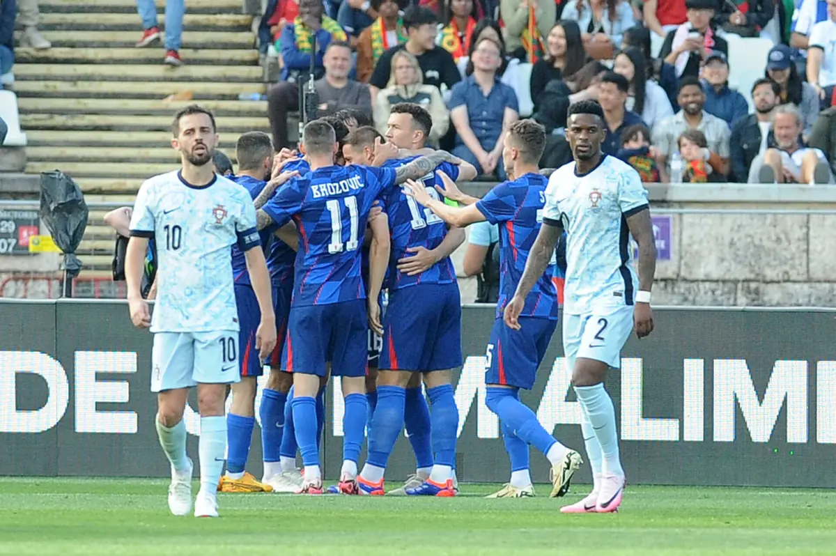 Portugal perdeu com a Croácia por 2-1