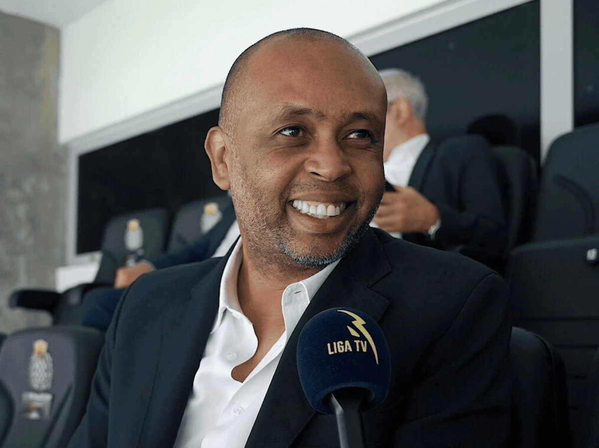 Helton foi embaixador da Liga após terminar a carreira