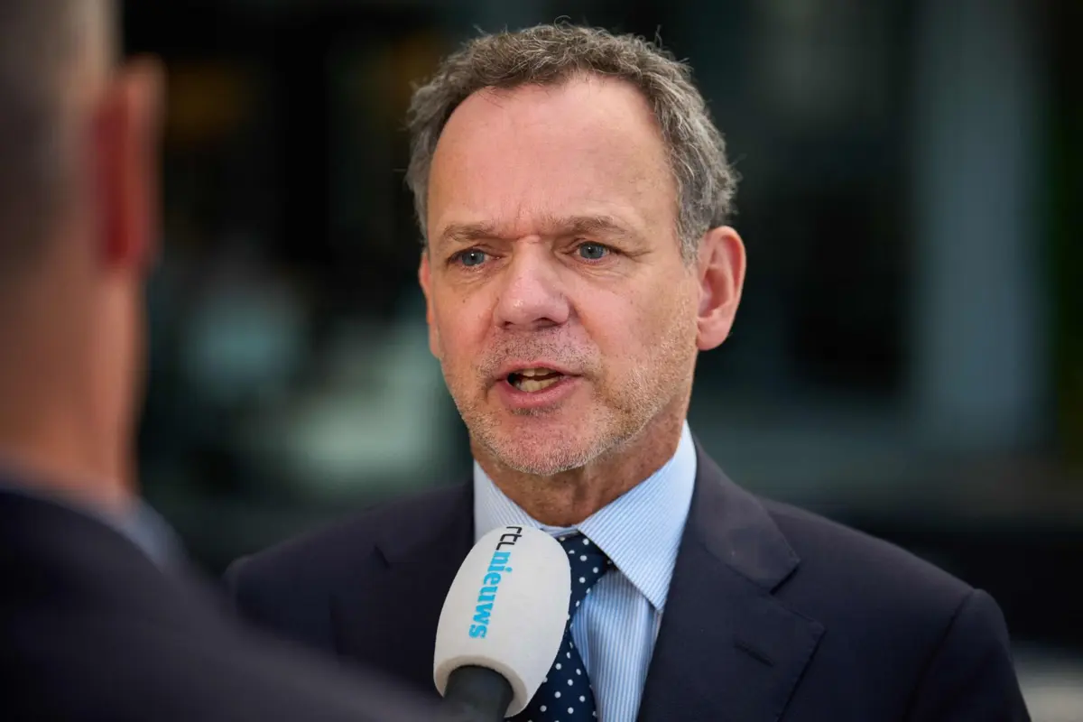 O chefe da diplomacia neerlandesa, Caspar Veldkamp