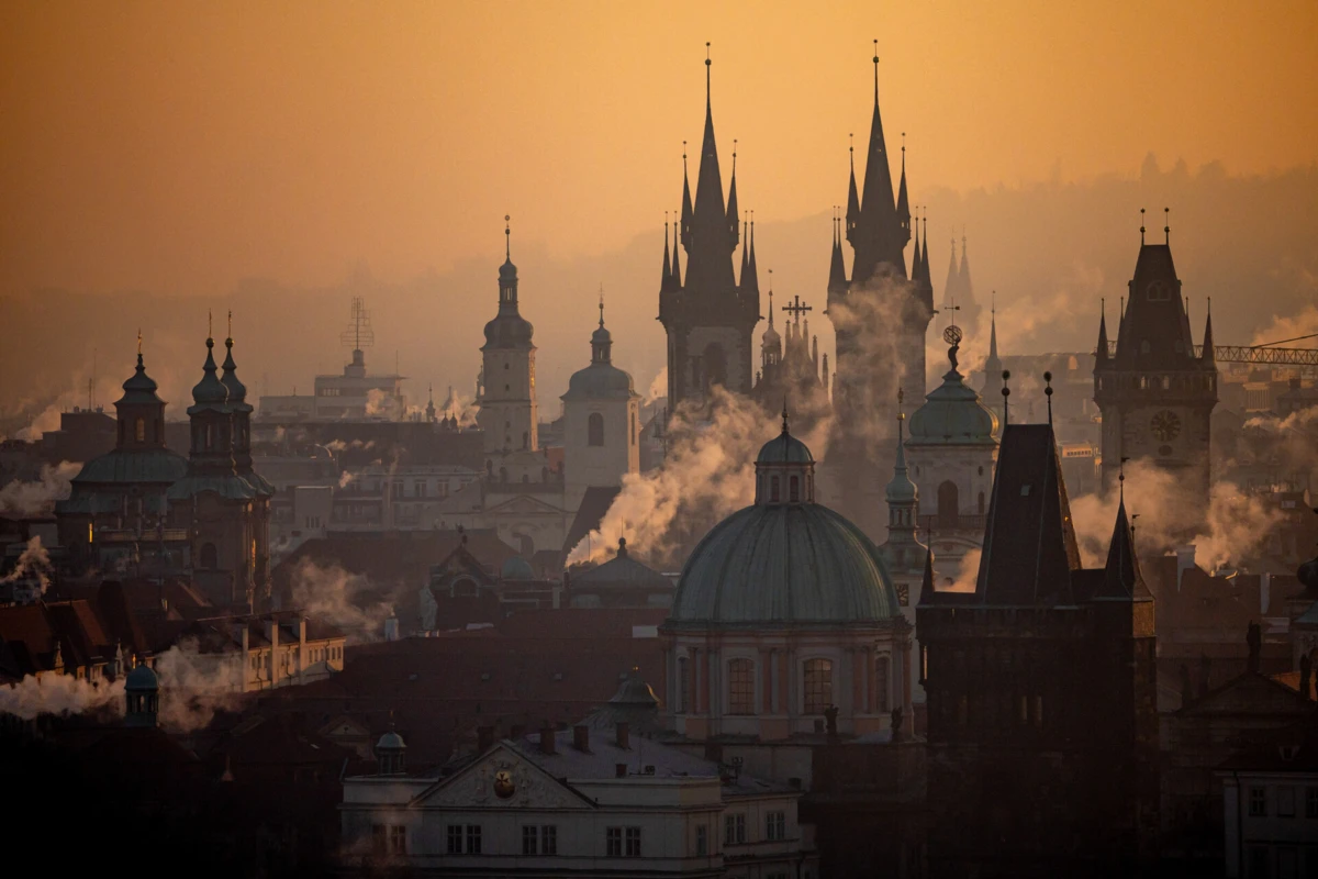 Ataque aconteceu na cidade de Hradec Kralove, a cerca de 100 quilómetros a leste de Praga (na imagem)