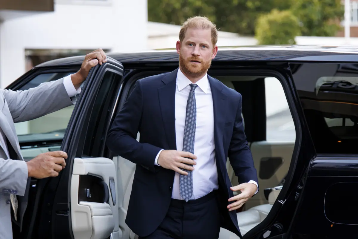 Segurança do príncipe Harry no Reino Unido volta a ser questionada