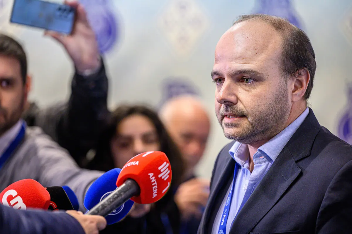 Miguel Côrte-Real liderou a bancada do PSD na Assembleia Municipal do Porto até maio do ano passado