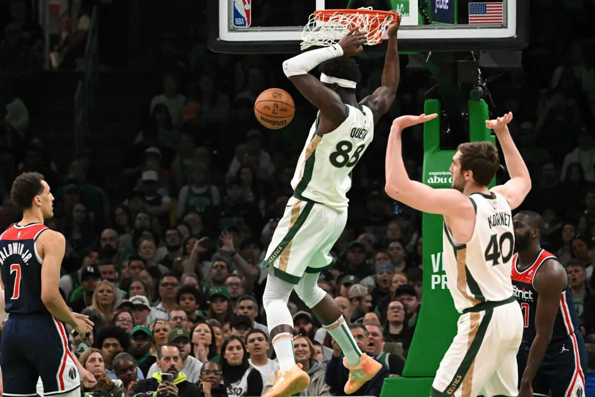 Neemias num duelo frente aos Washington Wizards