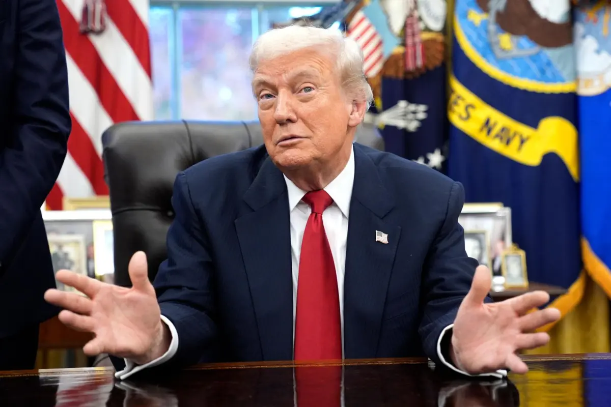 "Provavelmente já perceberam que as pessoas já não querem enviar drogas por mar e vamos começar a prendê-las também em terra", frisou Trump