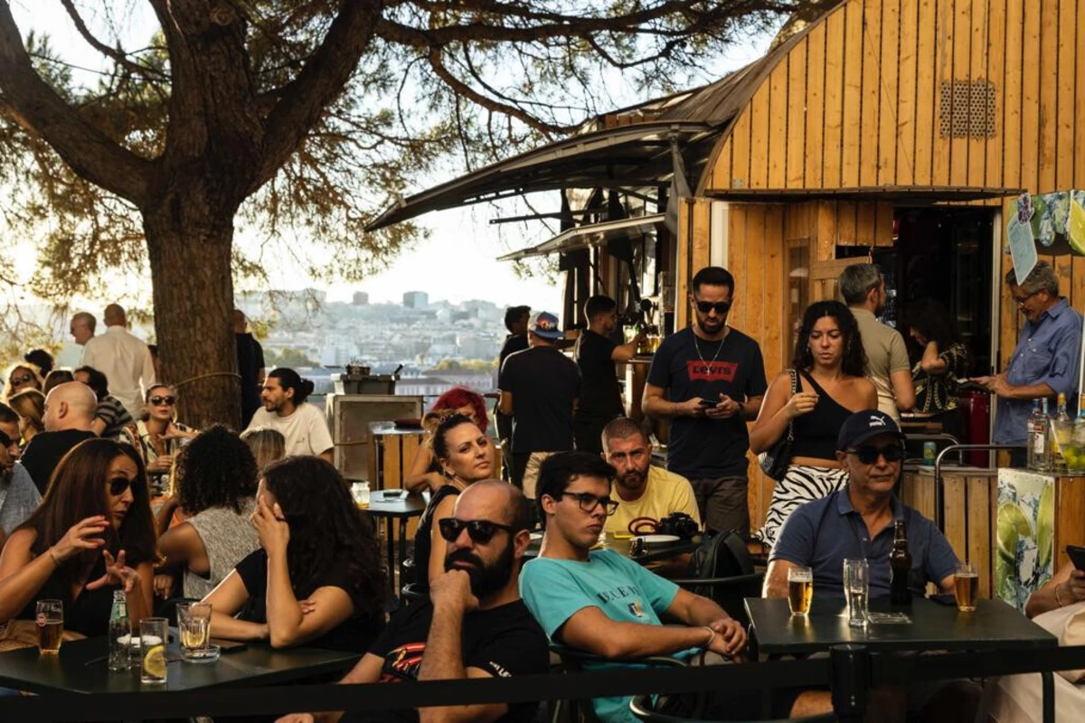 Programa celebra a escritora e política Natália Correia