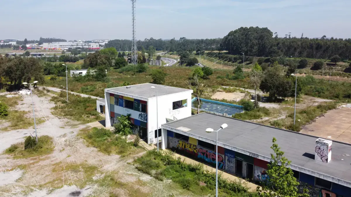 O Raf Park foi inaugurado em 15 de junho de 2012 e iniciou operações a 26 de junho, mas encerrou em menos de quatro meses