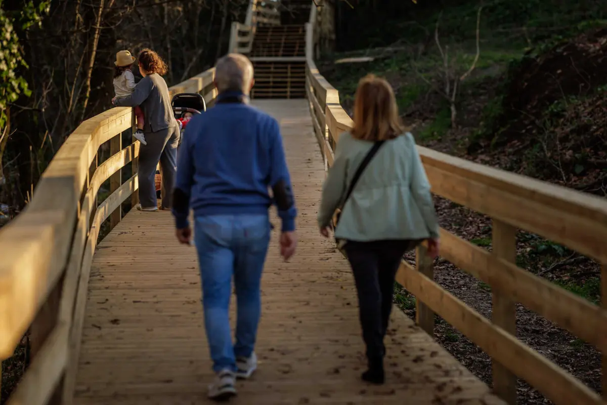 População de Vizela nem esperou pela inauguração para usufruir dos passadiços