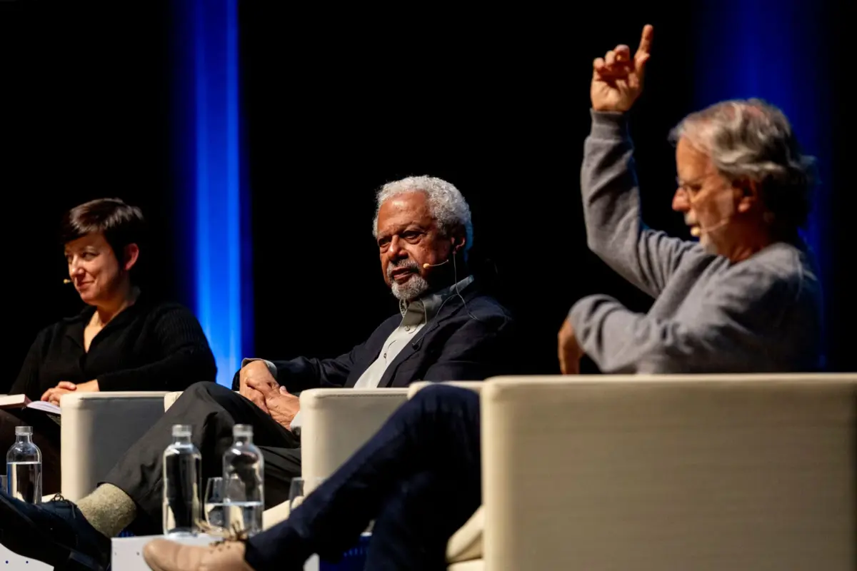 Abdulrazak Gurnah e Mia Couto no Festival Utopia, em Braga, moderados por Ana Daniela Soares