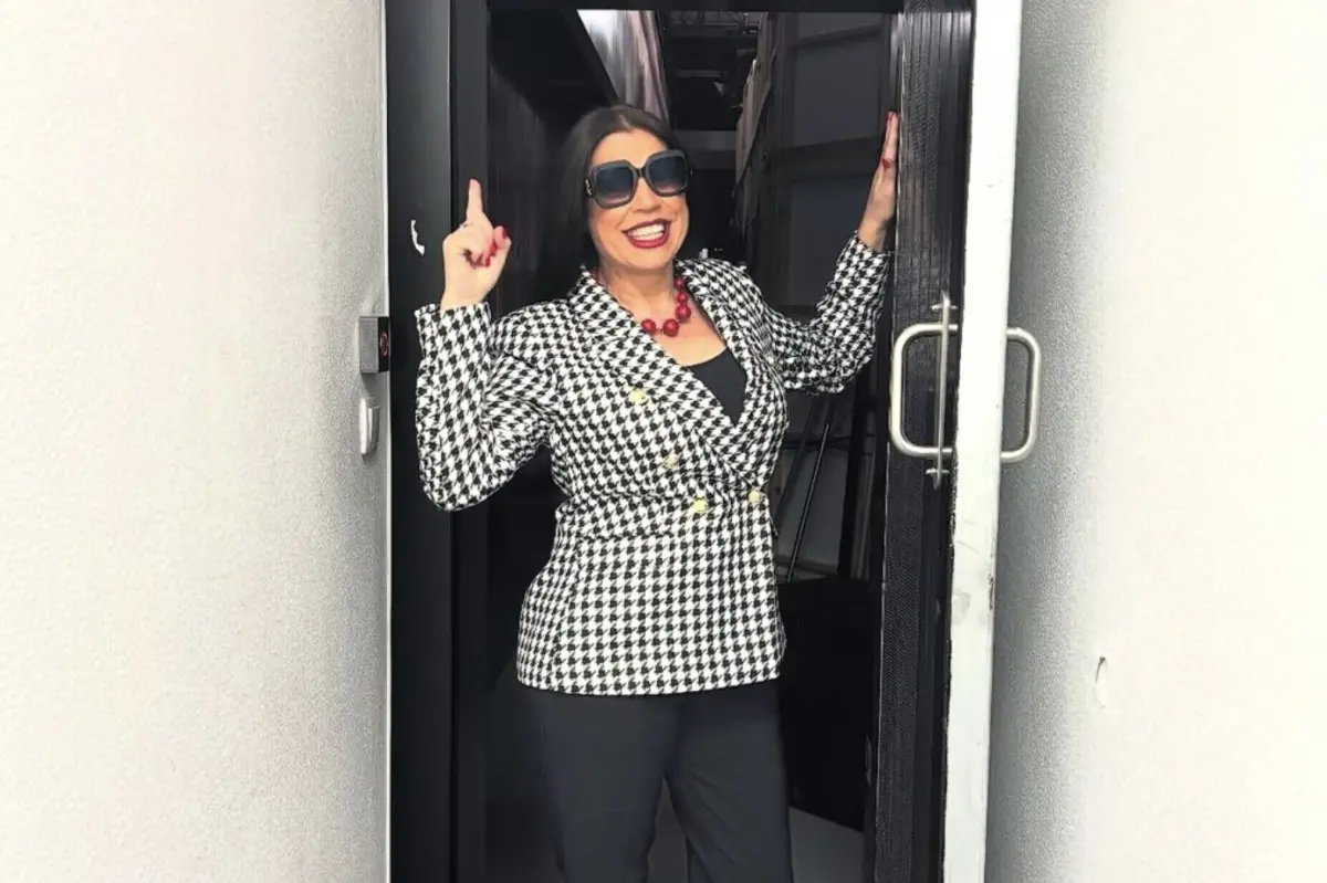 Rosinha vai cantar na escola Manoel de Oliveira