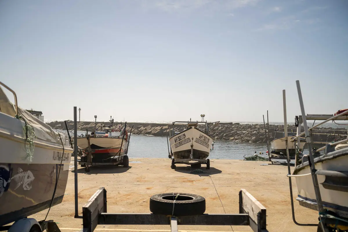 Pescadores descontentes com o impasse na obra de desassoaremento em Vila Praia de Âncora