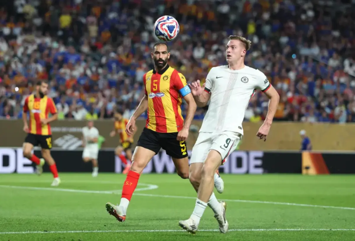 Liam Delap marcou o segundo golo do Chelsea ao Espérance Tunis