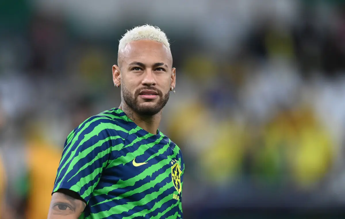 Neymar tem três filhos e a mulher, Bruna Biancardi, está novamente grávida