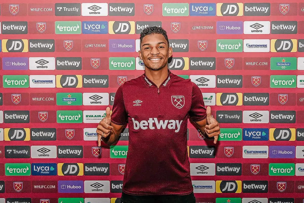Luís Guilherme tem 19 anos e não se conseguiu impor no West Ham