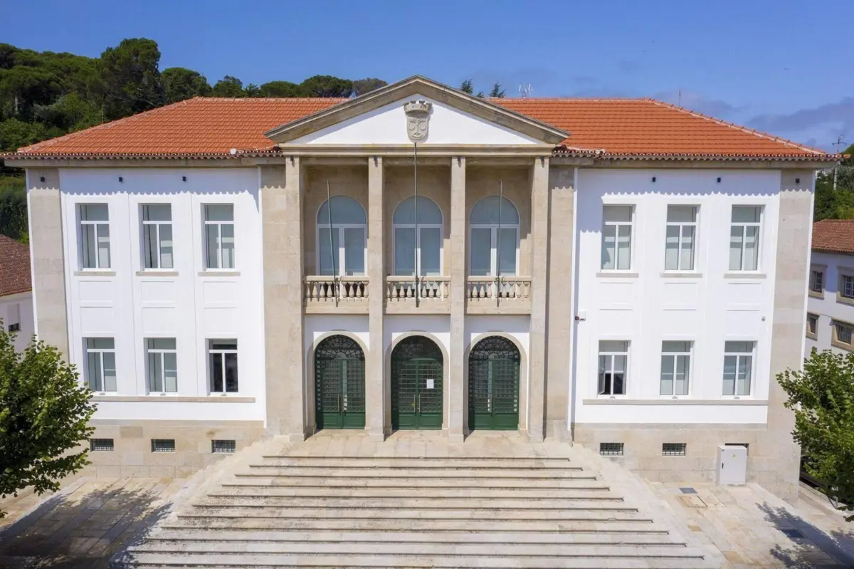 Câmara de Arganil acusa CTT de suspender sem aviso prévio