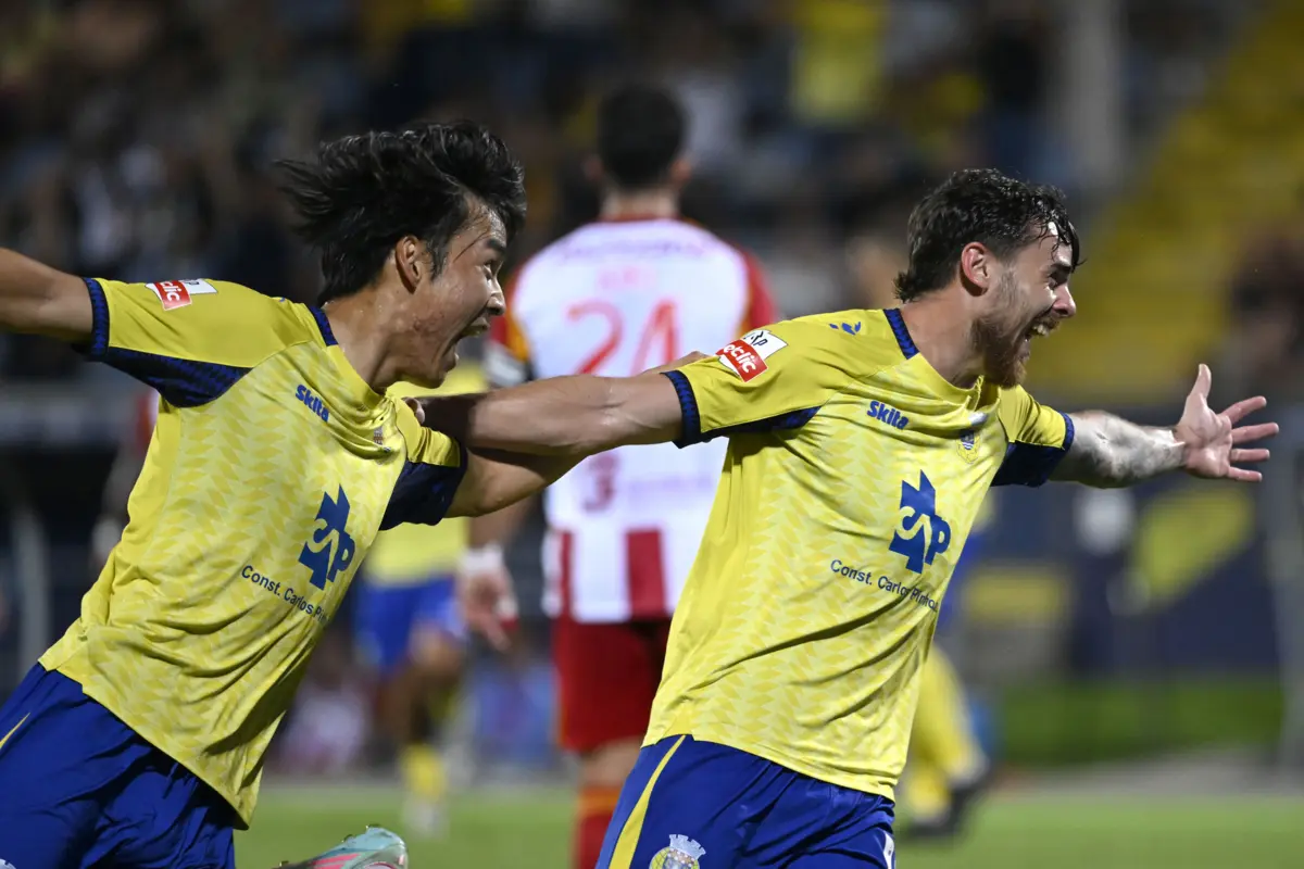 Trezza brilhou com um bis e uma assistência