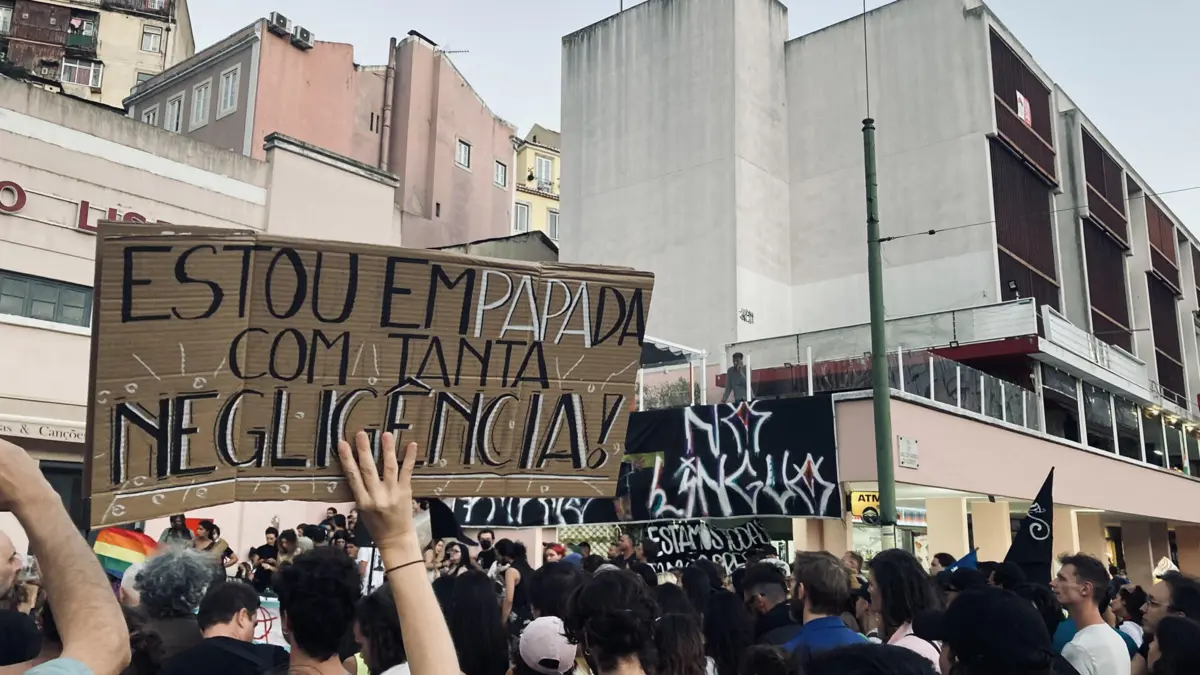 Manifestação “Sem PAPAs na língua” decorreu na tarde desta sexta-feira na Praça de Martim Moniz, em Lisboa