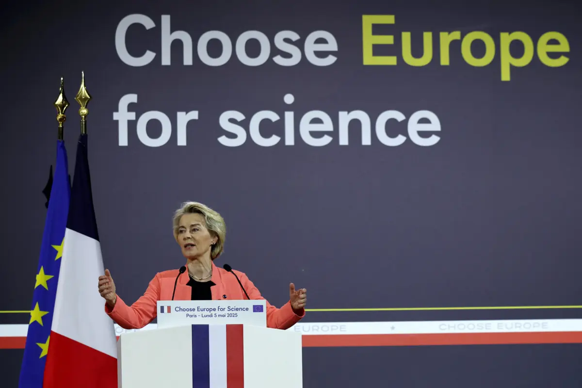 Ursula von der Leyen na Universidade de Sorbonne, em Paris