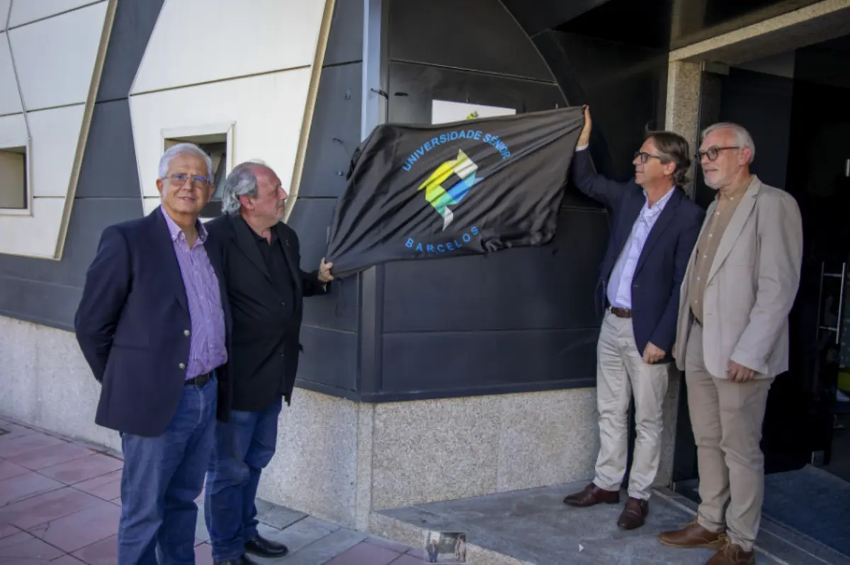 Criada em 2012, a Barcelos Sénior é uma associação cultural sem fins lucrativos que tem como missão a inclusão social e a valorização do envelhecimento