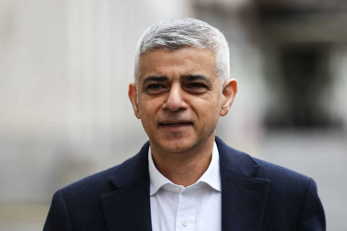 O presidente de Câmara Municipal de Londres, Sadiq Khan