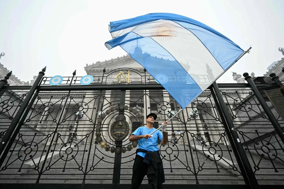 Imagem de contexto do artigo Senado da Argentina aprova reforma do Estado proposta por Milei