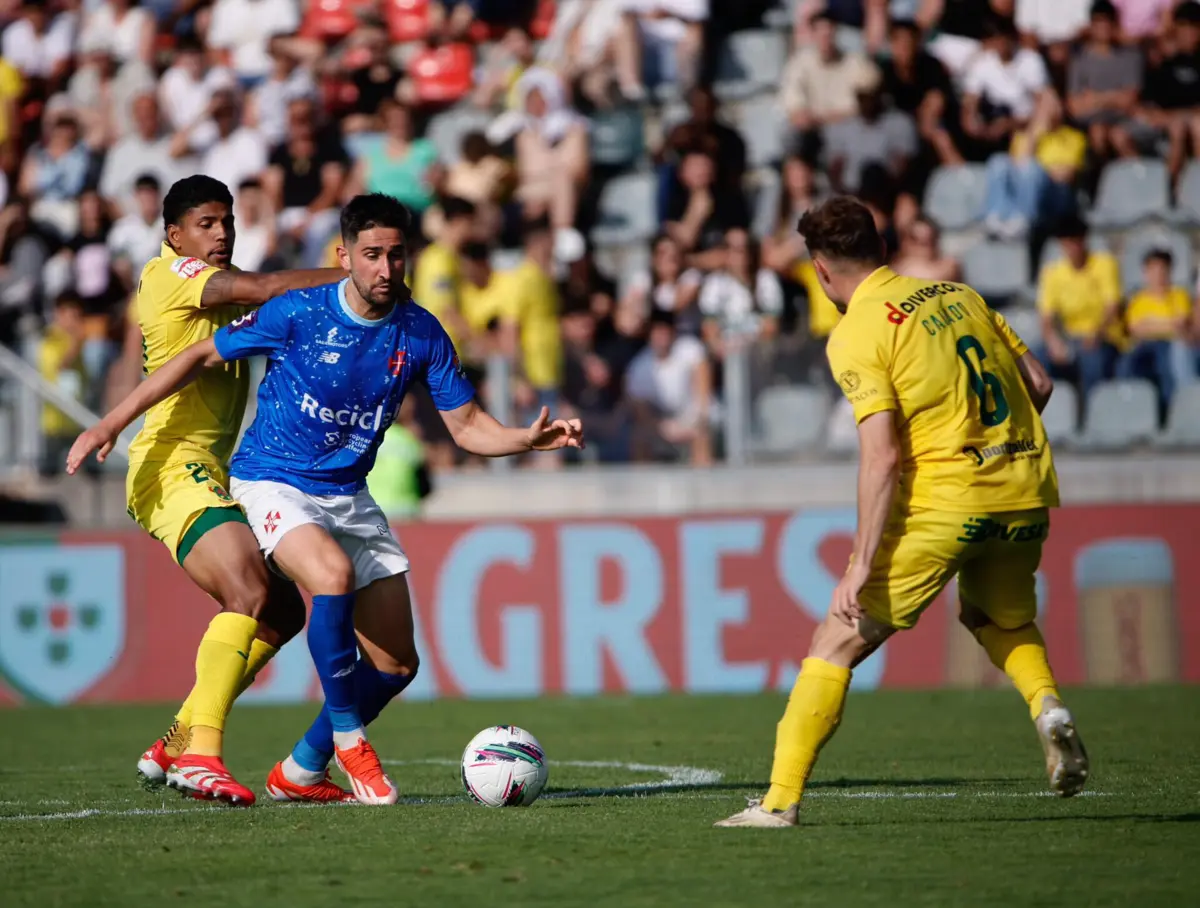 Paços de Ferreira segue na Liga 2