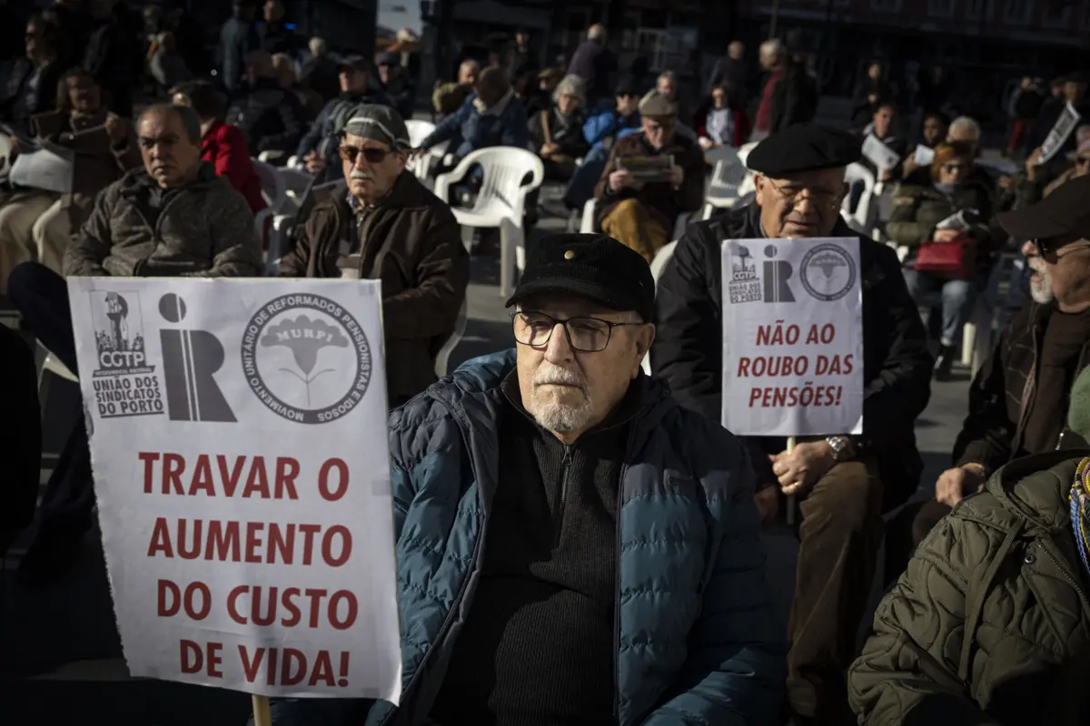 Imagem de contexto do artigo Pensão média sobe 22 euros a partir de janeiro