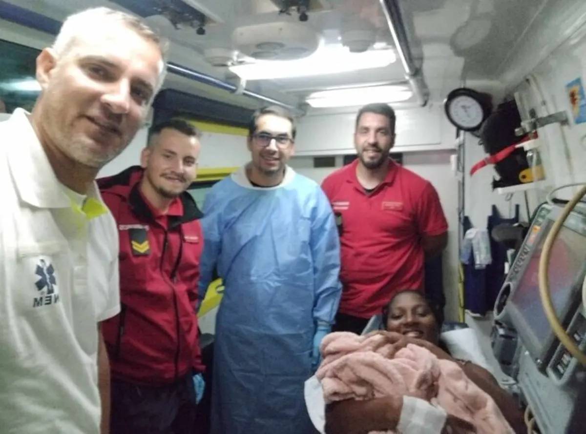 Imagem de contexto do artigo Bebé nasce em ambulância de Vale de Cambra