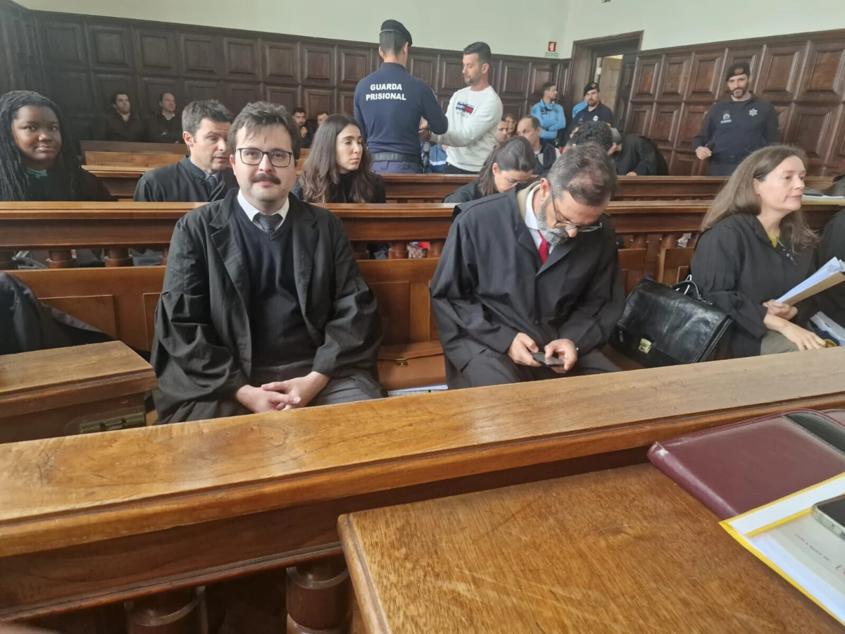 Instrução tem decorrido em espaços diferentes