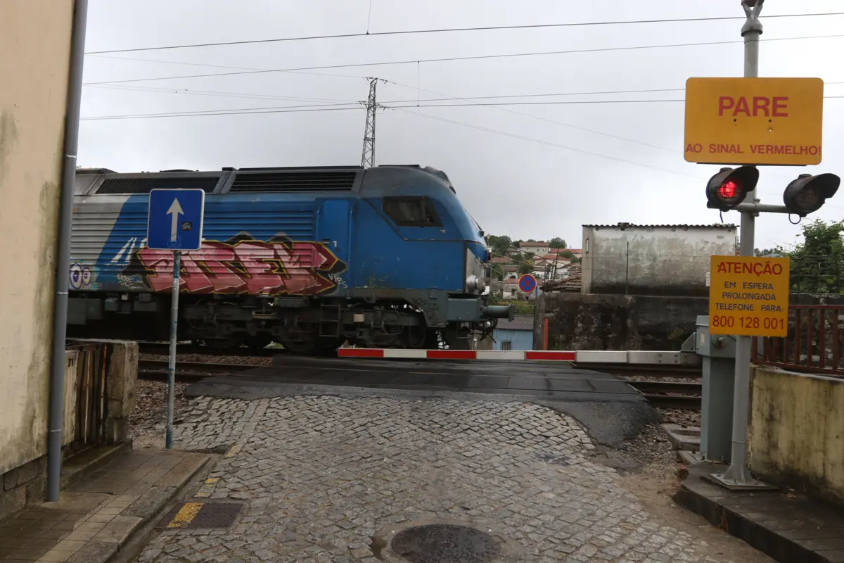 Imagem de contexto do artigo Grafiteiros agridem segurança na estação de comboios de Penafiel
