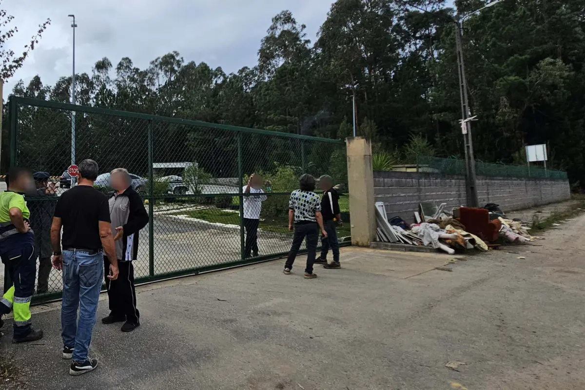 O ecocentro, na Zona Industrial de Mosteirô, está encerrado desde o início da tarde