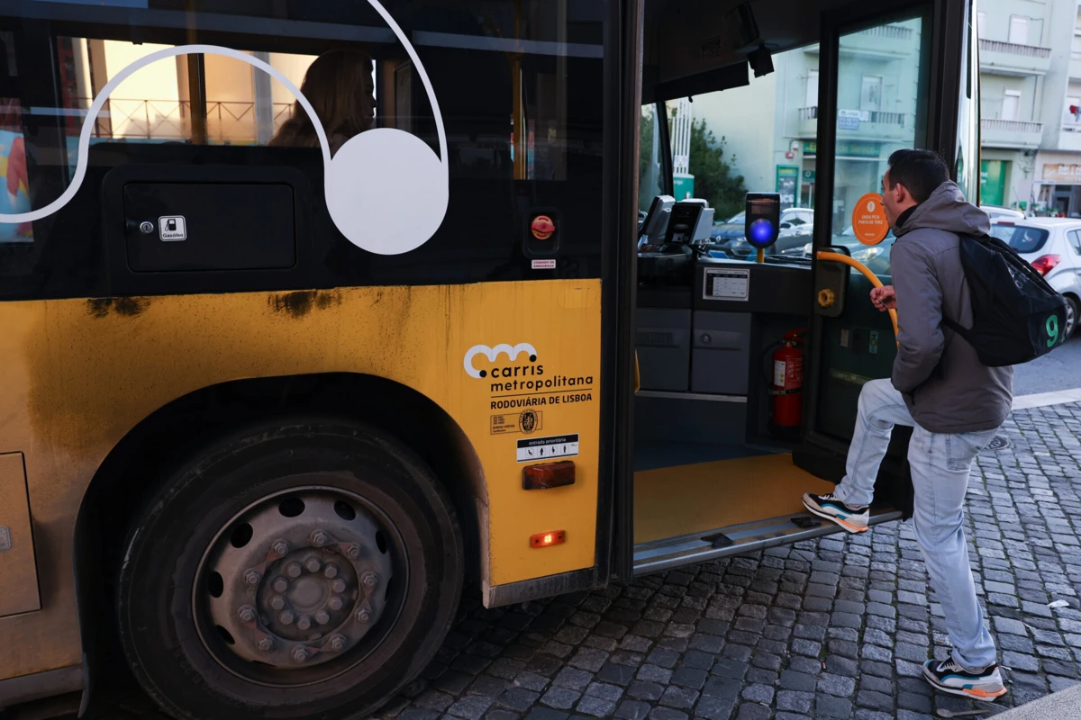 Bilhetes de bordo da Carris podem ser pagos através de MB Way