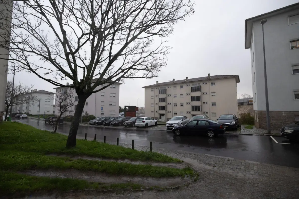 Mulher foi encontrada morta no Bairro de S. Roque, em Campanhã