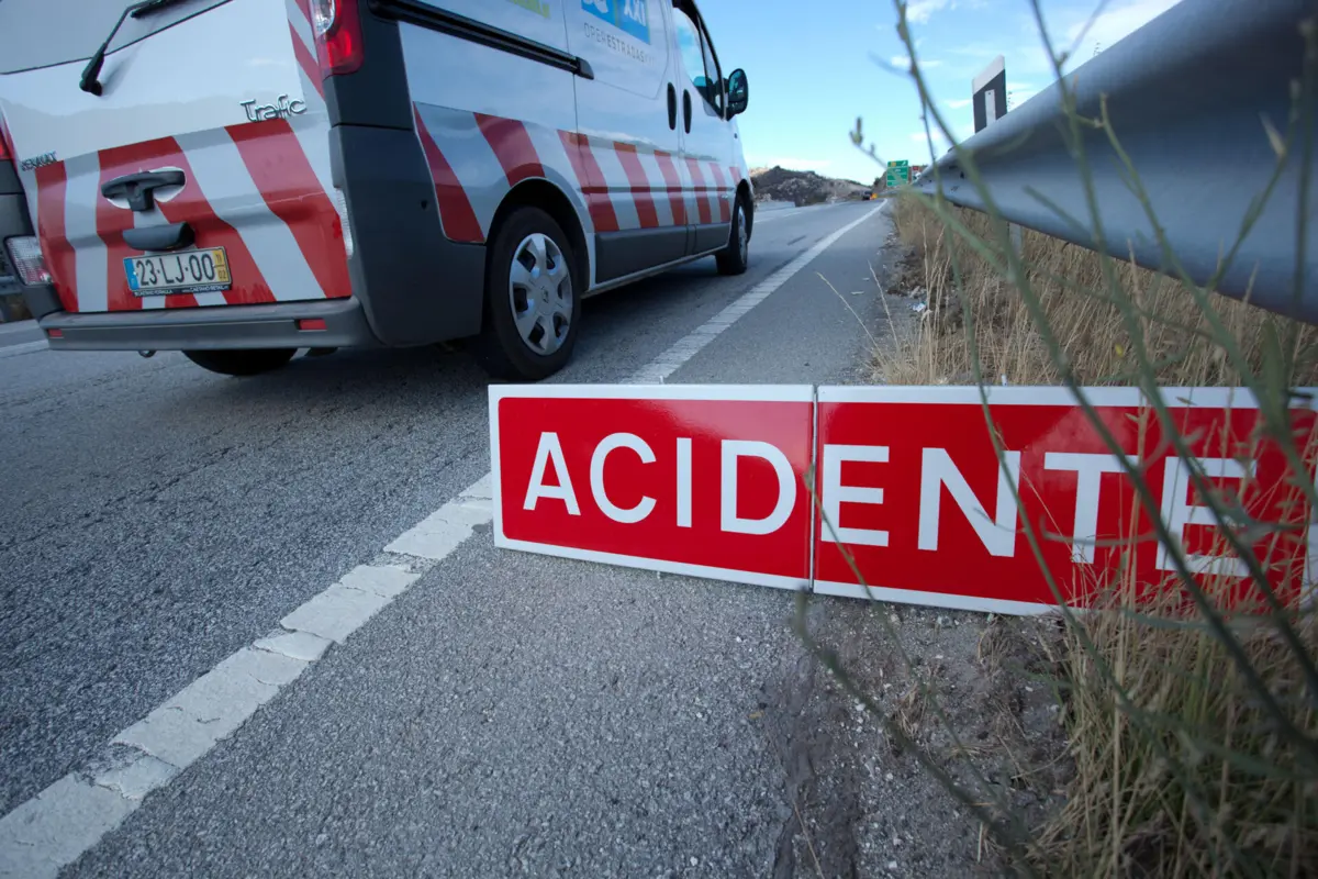 No total, a PSP efetuou 64 detenções, das quais 40 por crimes rodoviários