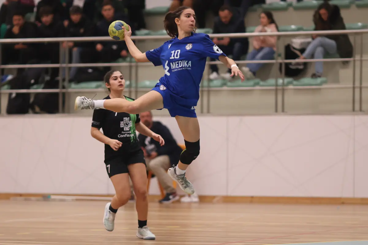 O Feira Handball Cup juntou equipas femininas e masculinas de andebol