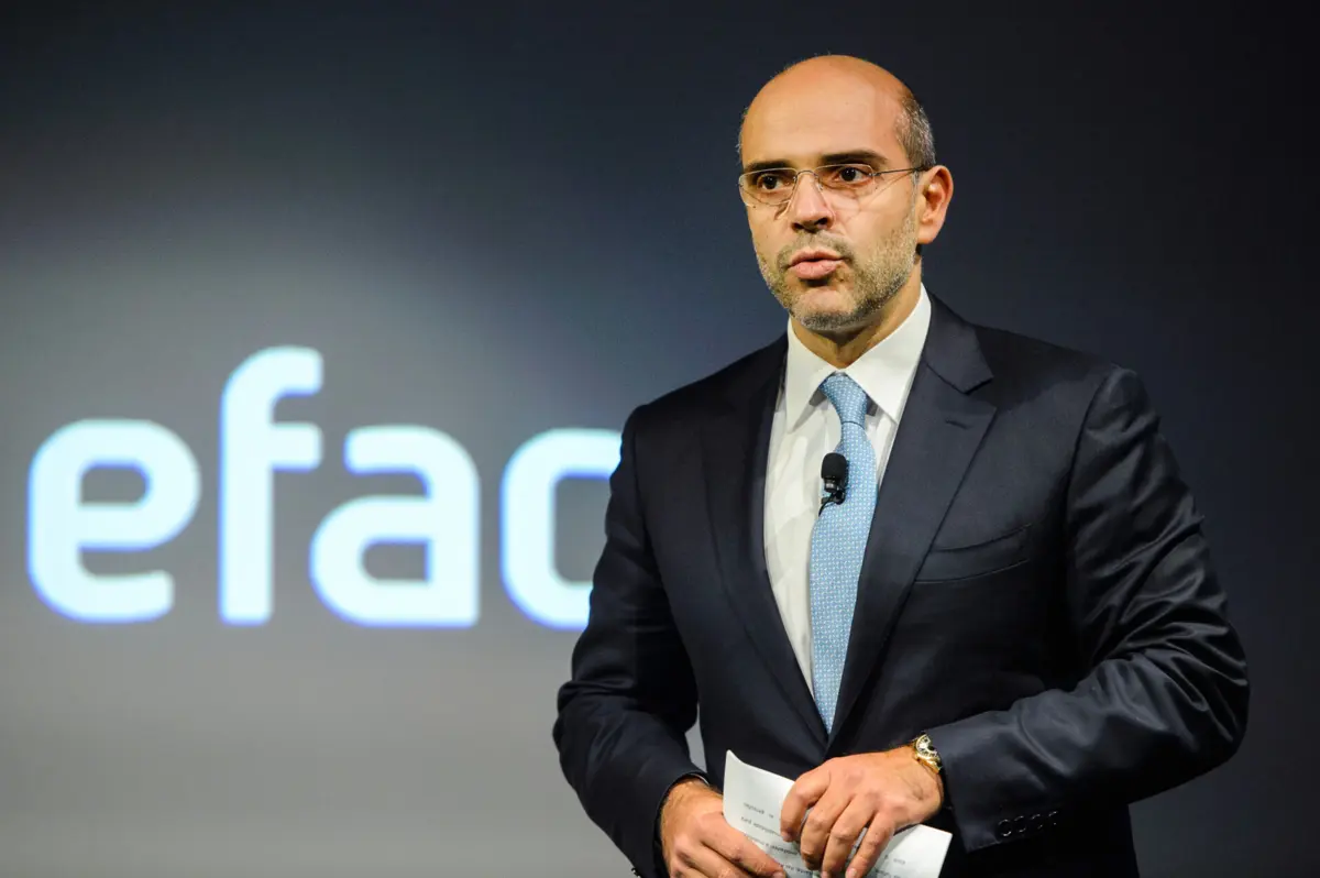 Em causa está o processo-crime em que é acusada Isabel dos Santos