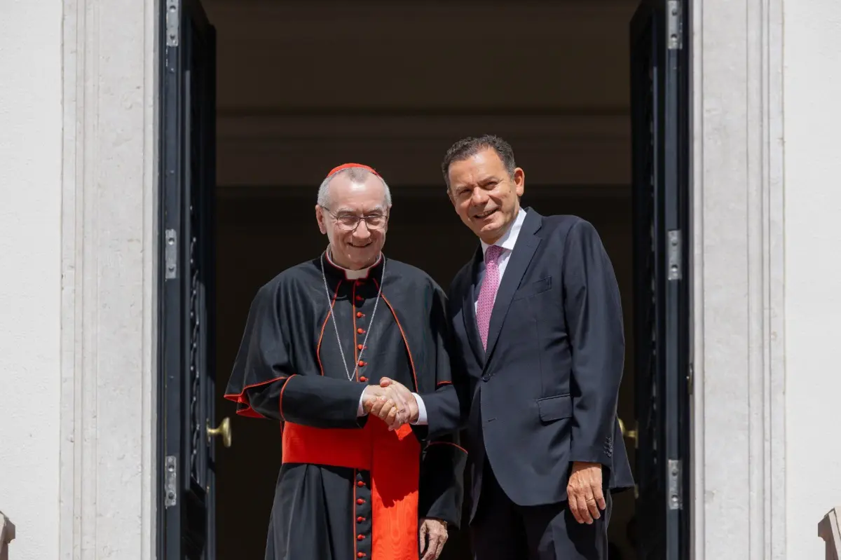 Luís Montenegro recebeu hoje o secretário de Estado da Santa Sé, cardeal Pietro Parolin
