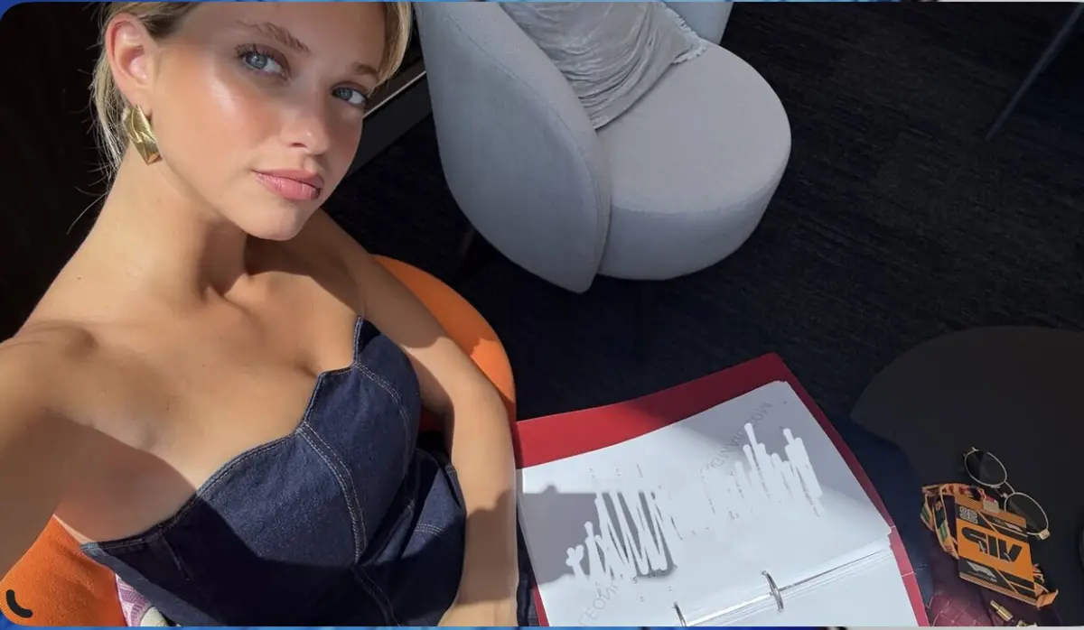 Atriz mostrou-se a estudar um novo guião