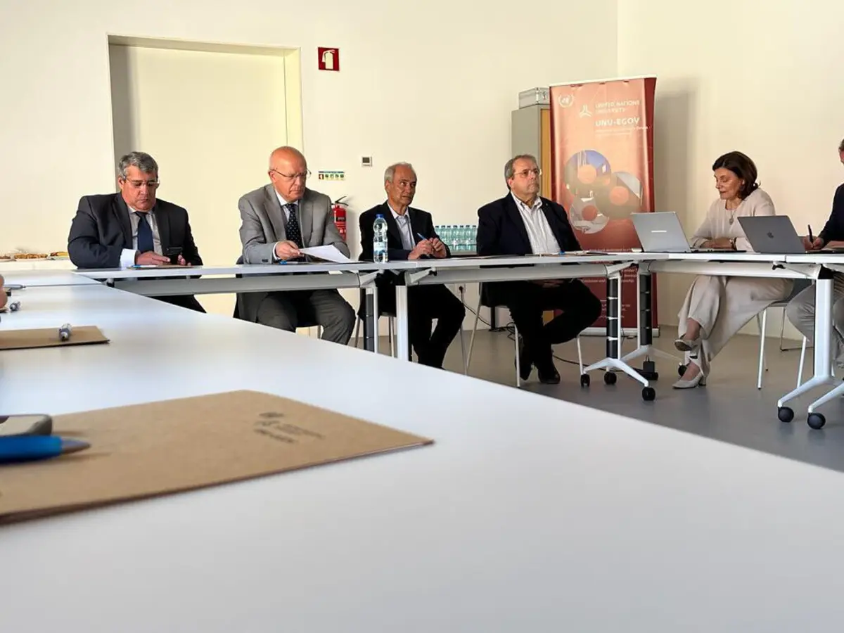 O presidente da Assembleia da República, Augusto Santos Silva, visitou as instalações da UNU-EGOV