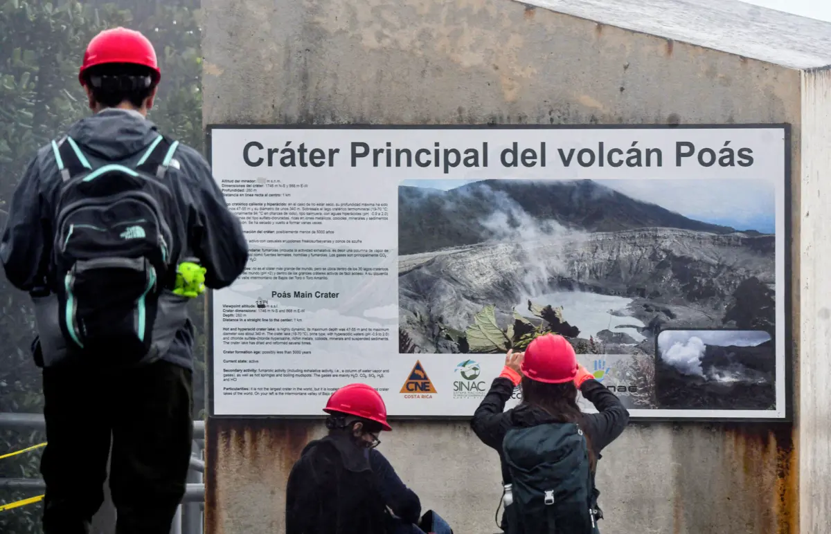 O vulcão Poás é um dos quatro vulcões ativos da Costa Rica