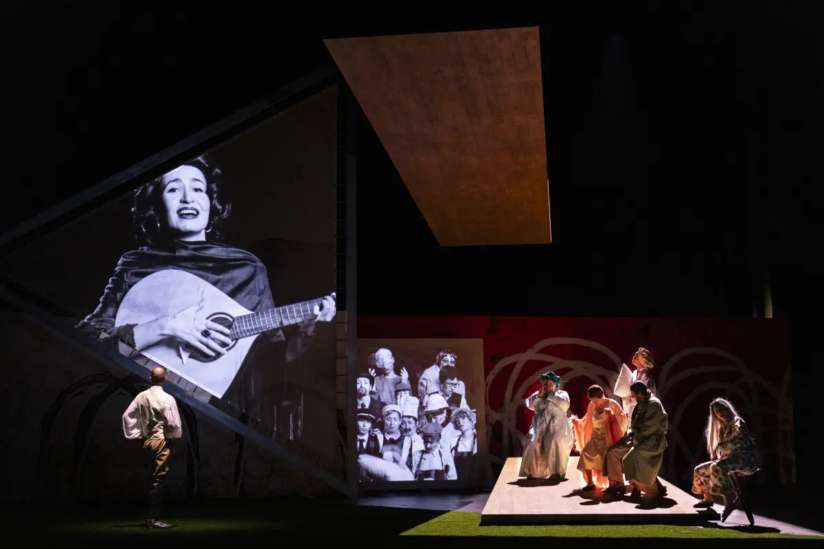 "Branca de Neve & outros dramalhetes": encenação de Nuno Carinhas debate-se com "os sentimentos e a dimensão mágica da existência"