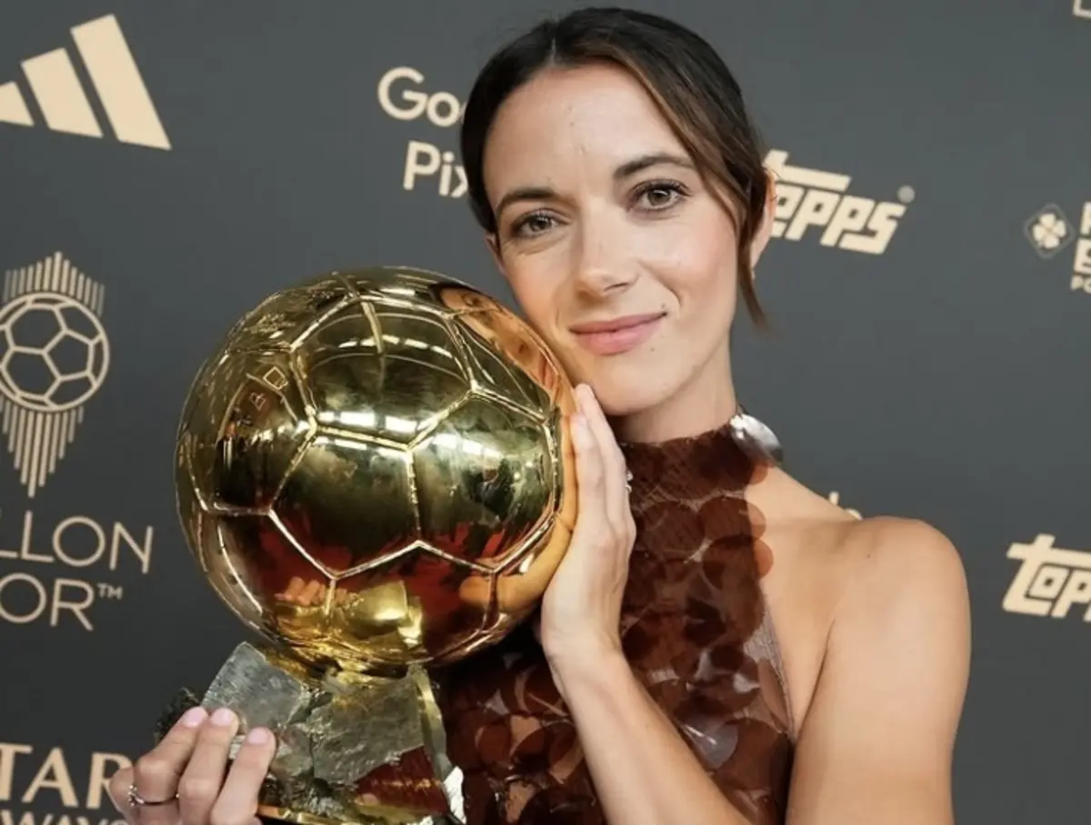 Aitana Bonmatí com a Bola de Ouro