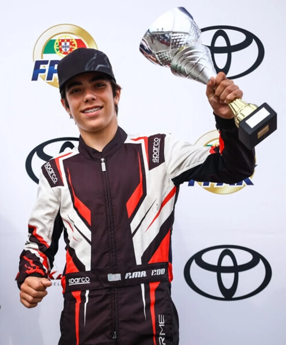 Francisco Macedo conquistou, aos 15 anos, os dois campeonatos da categoria sénior