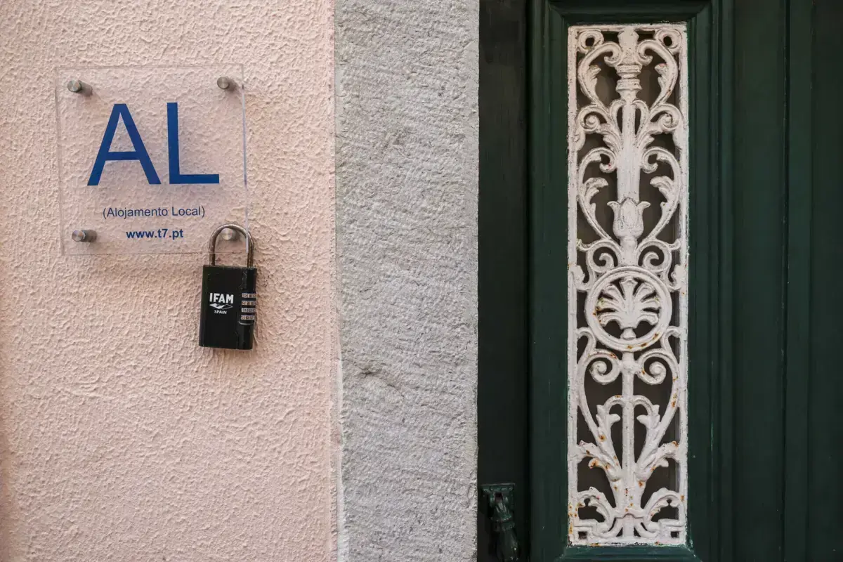 No final de 2024, a autarquia suspendeu a autorização de novos registos de AL na modalidade de apartamentos