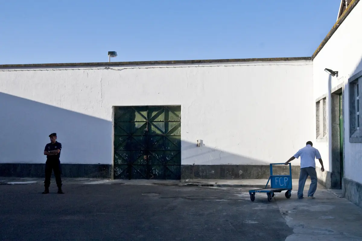 Diversas ruturas causaram constrangimentos no abastecimento de água na cadeia do Linhó