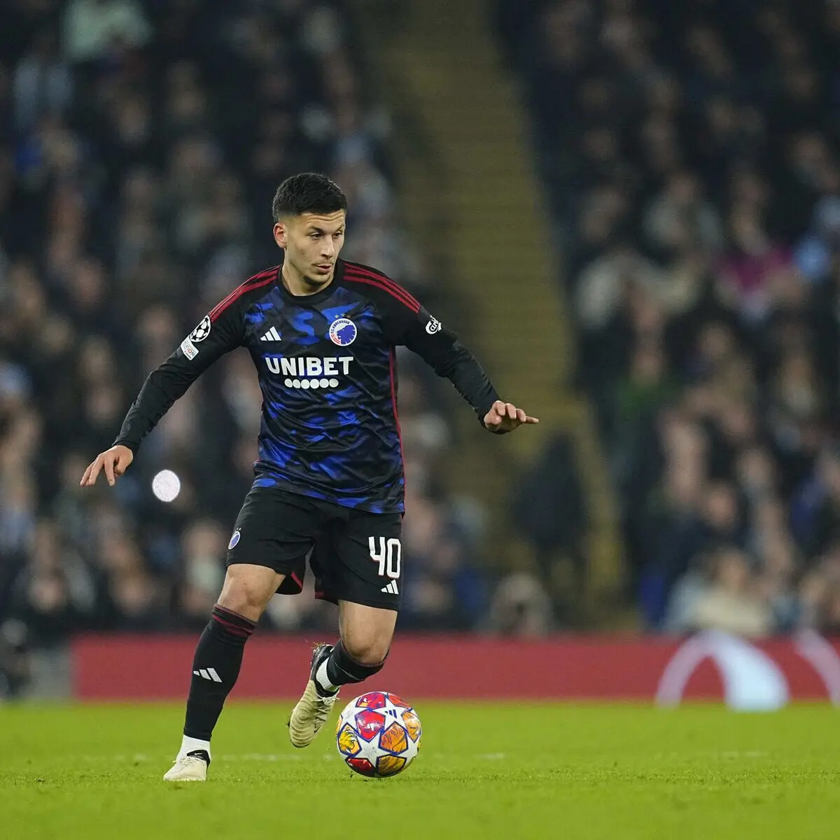 Extremo sueco Roony Bardghji tem vários clubes de olho