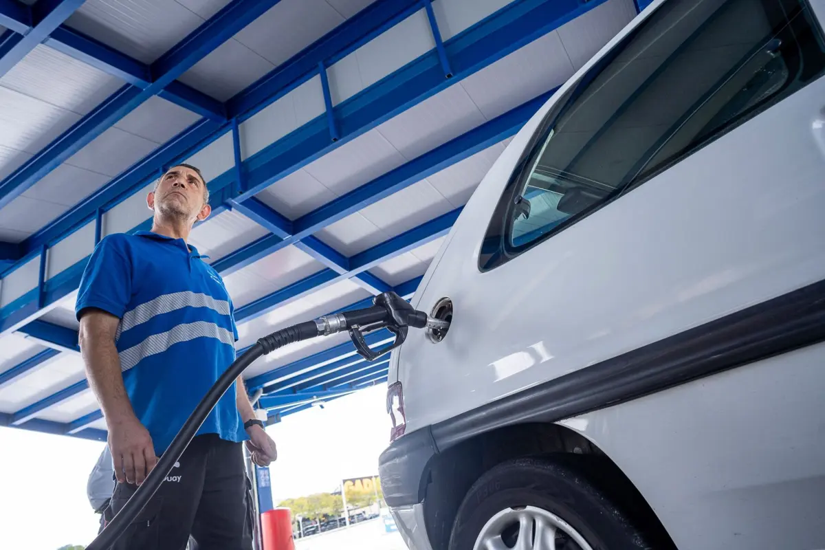 Portugueses saltam a fronteira para abastecer em Espanha