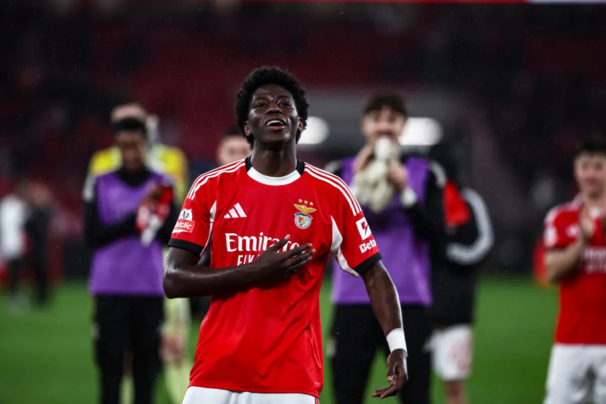 Avançado de 17 anos leva dois golos em três jogos na equipa de Mourinho